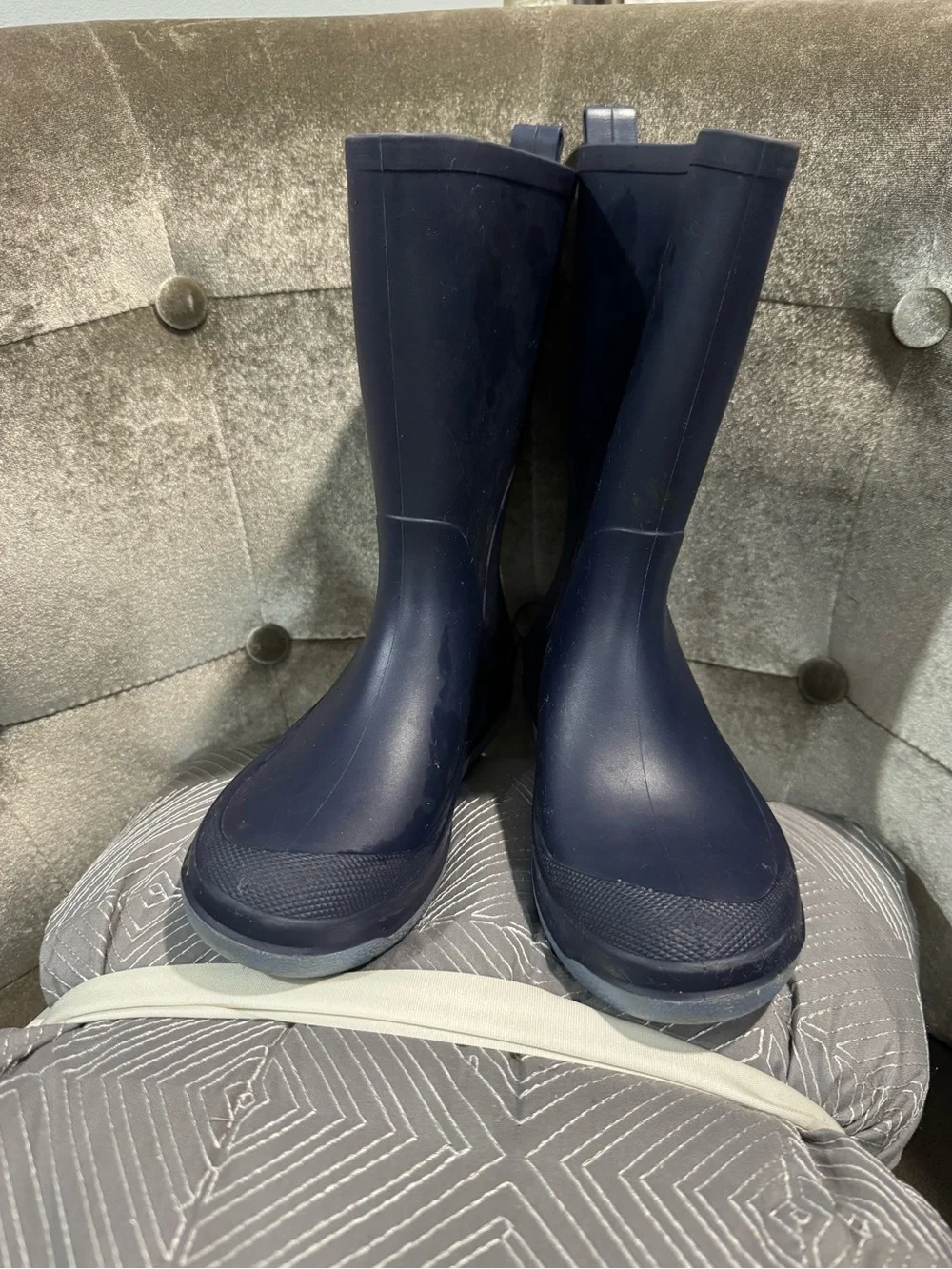 Cat & Jack Classic Navy Rain Boots for kids size 1